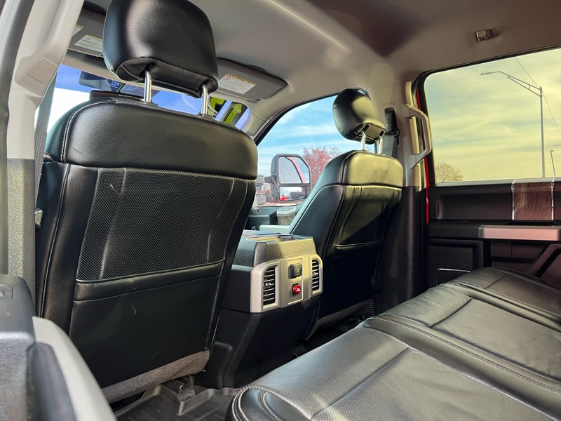 Ford F-250 SD FX4 Crew Cab 4WD 2017