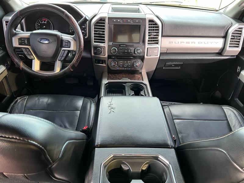 Ford F-250 SD FX4 Crew Cab 4WD 2017