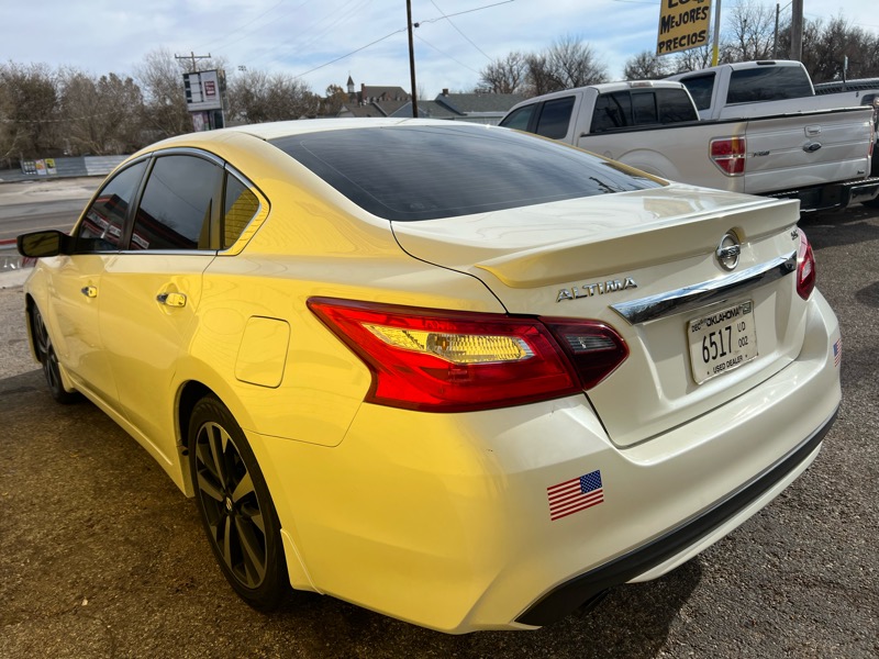 Nissan Altima 2.5 SV 2018