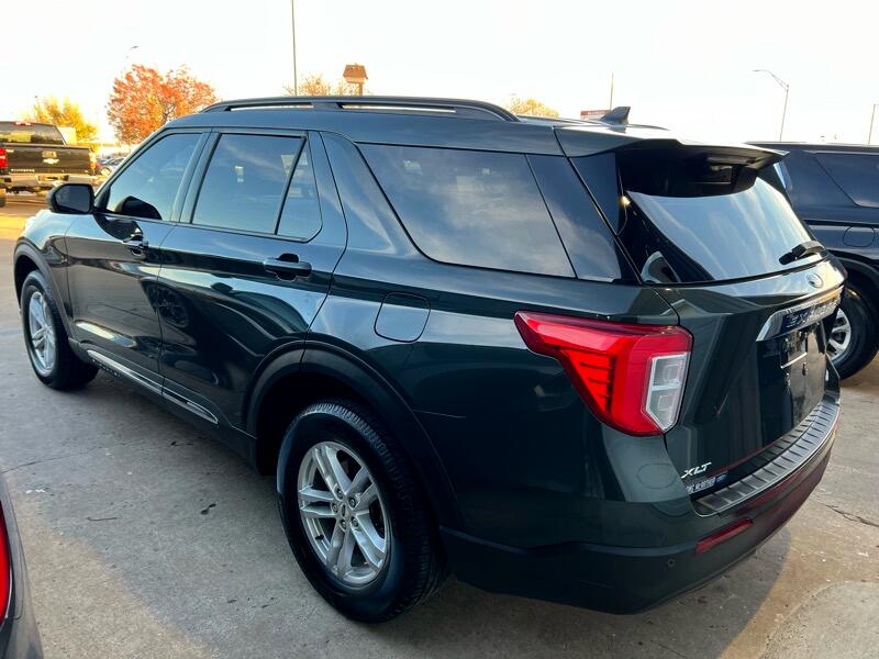 Ford Explorer 4dr 114" WB 4.6L XLT 4WD 2022