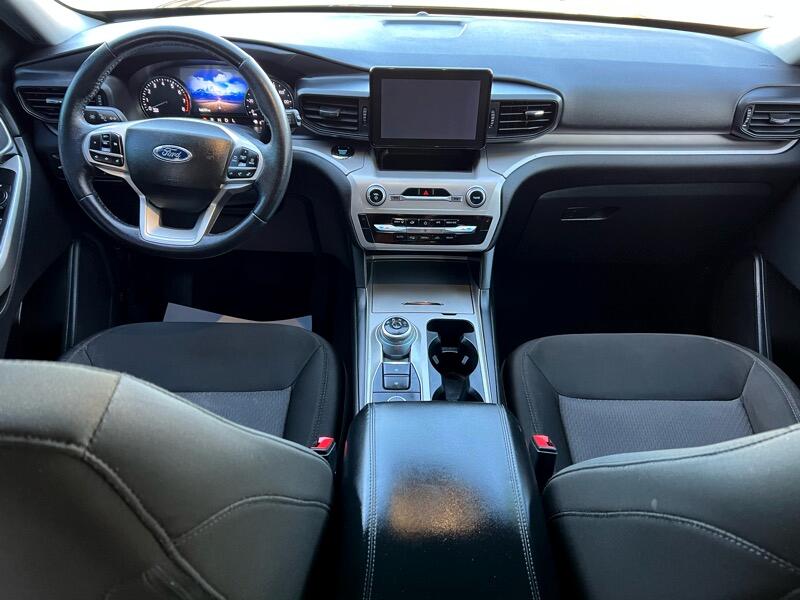 Ford Explorer 4dr 114" WB 4.6L XLT 4WD 2022