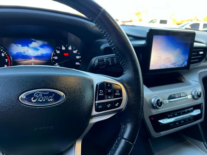 Ford Explorer 4dr 114" WB 4.6L XLT 4WD 2022