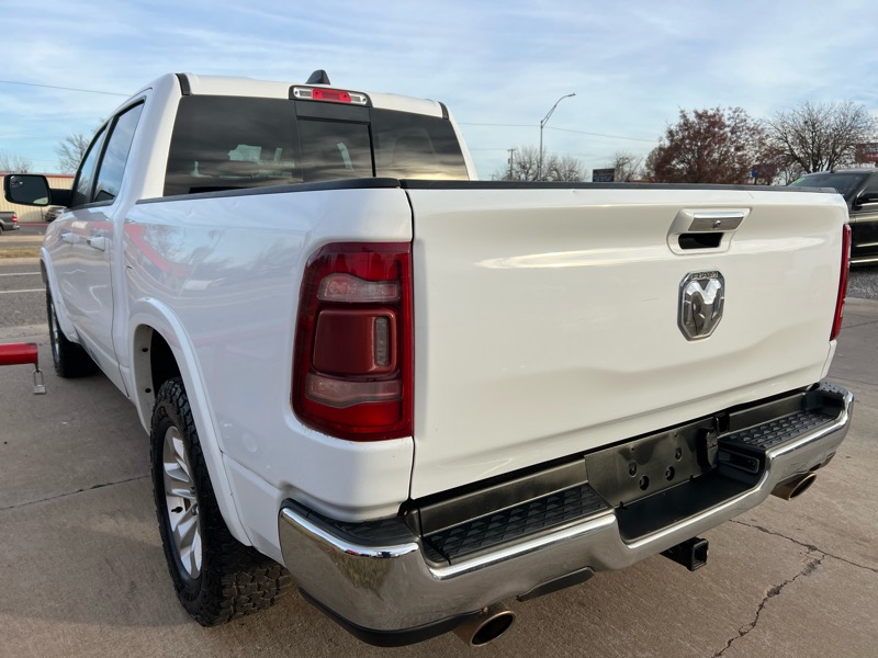 RAM 1500 4WD Crew Cab 140.5" Laramie 2021