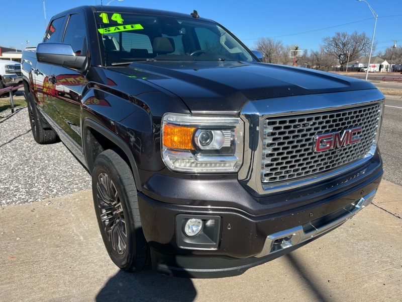 2014 GMC Sierra Denali's photo