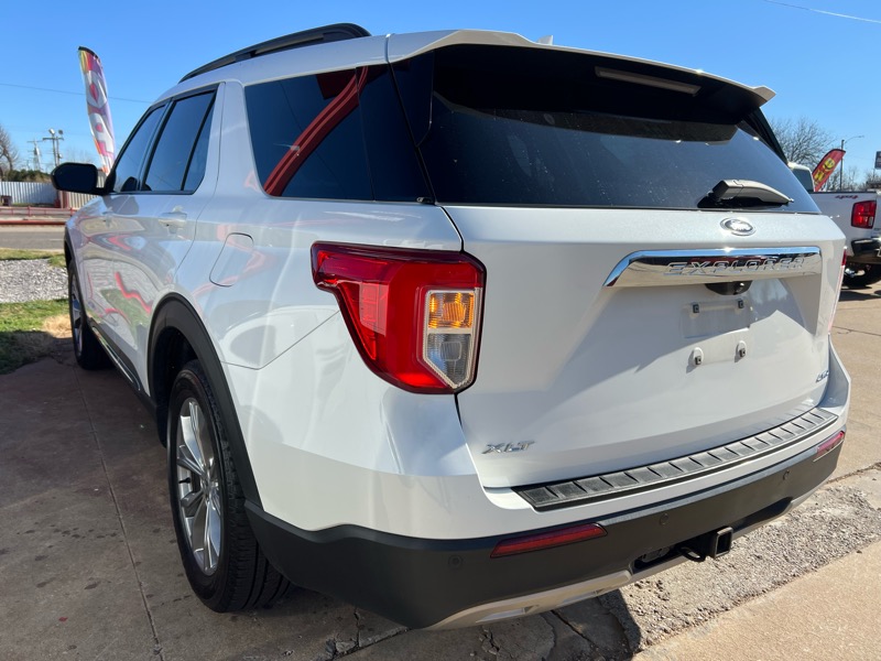 Ford Explorer 4dr 112" WB XLT 4WD 2021