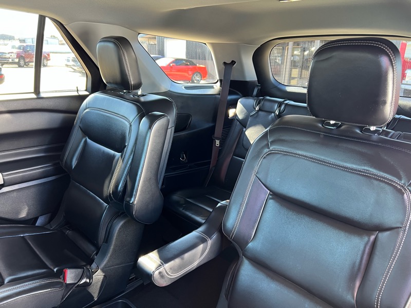 Ford Explorer 4dr 112" WB XLT 4WD 2021