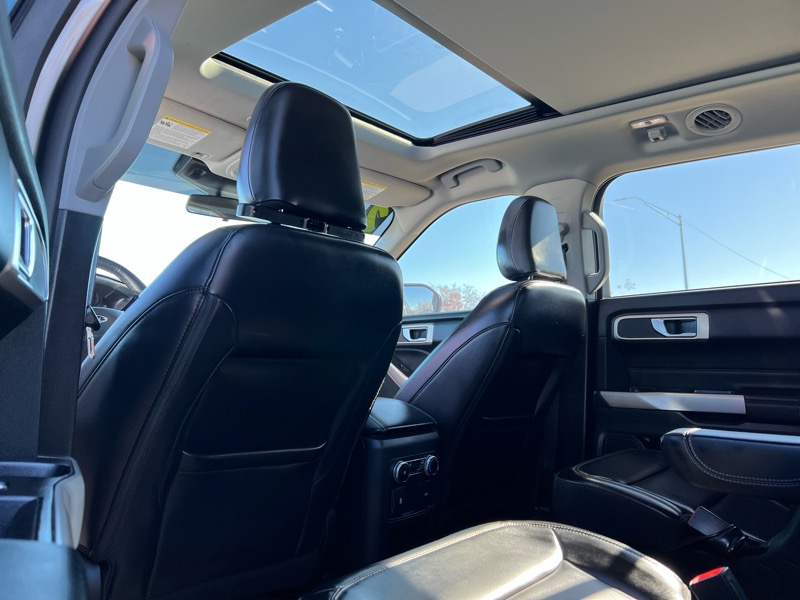 Ford Explorer 4dr 112" WB XLT 4WD 2021