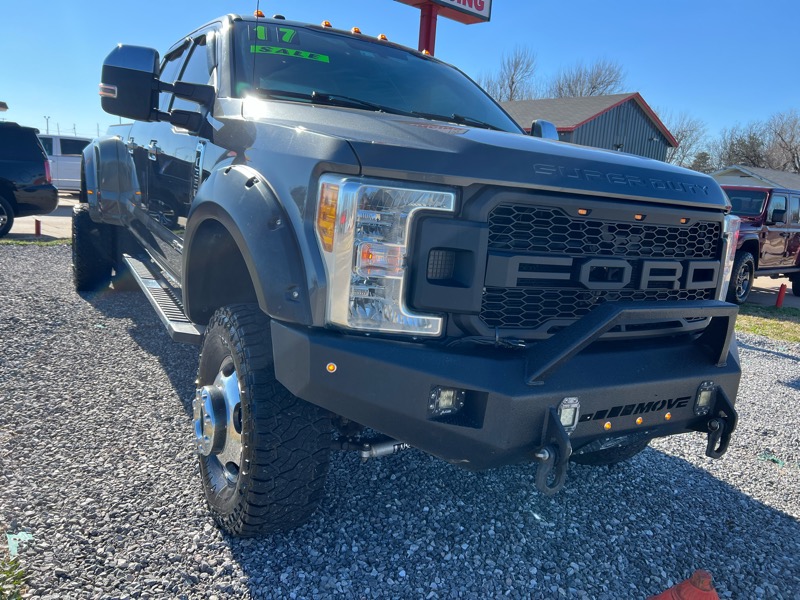 2017 Ford F-350 Crew Cab 4WD