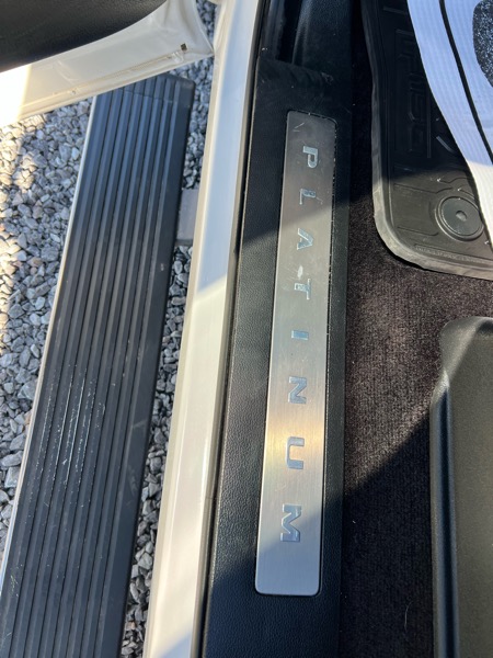 Ford F-150 4WD SuperCrew 157" Platinum 2017