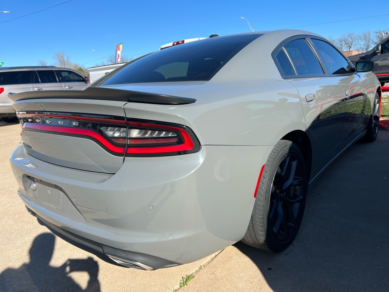 Dodge Charger SXT 4D Sedan 2019