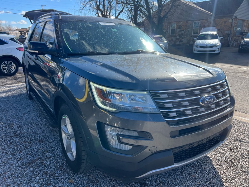 2017 Ford Explorer 4dr 114" WB 4.6L Limited