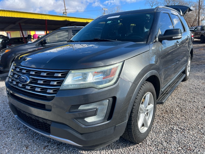Ford Explorer 4dr 114" WB 4.6L Limited 2017