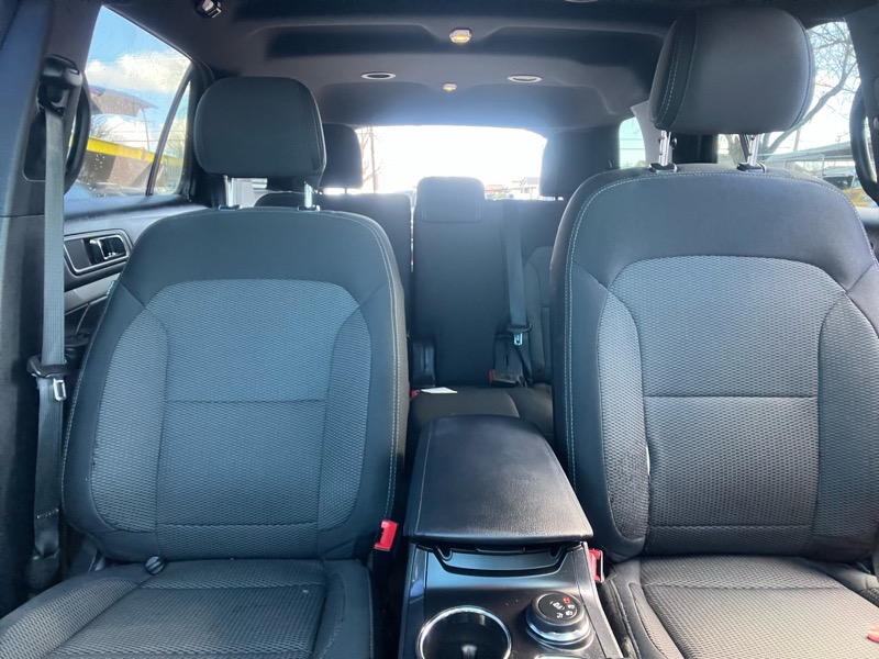 Ford Explorer 4dr 114" WB 4.6L Limited 2017