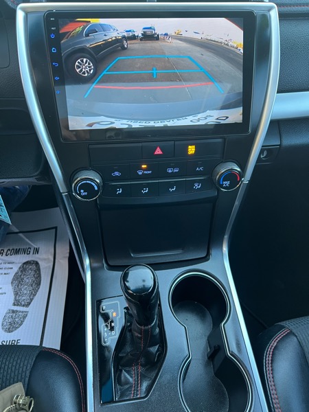 Toyota Camry SE 2016