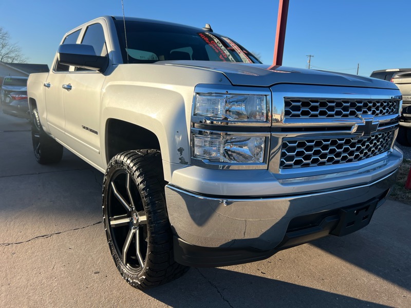 2015 Chevrolet Silverado 1500 Crew Cab Crew Cab 143.5" WB 4WD LT