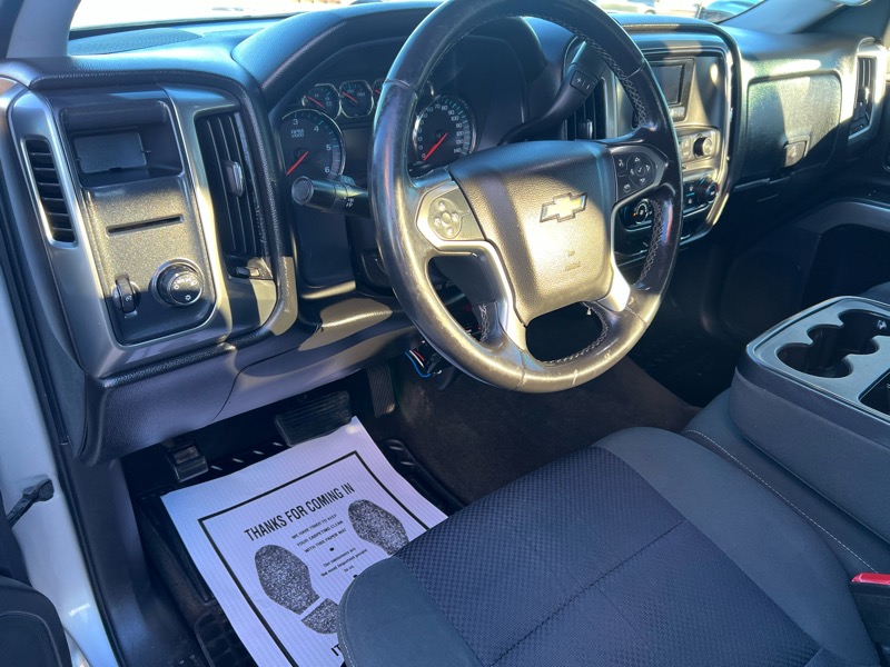 Chevrolet Silverado 1500 Crew Cab Crew Cab 143.5" WB 4WD LT 2015