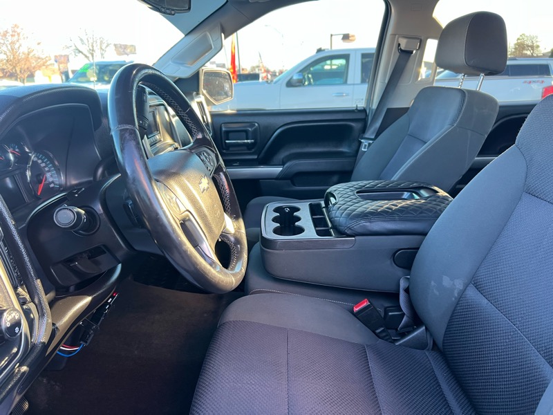 Chevrolet Silverado 1500 Crew Cab Crew Cab 143.5" WB 4WD LT 2015