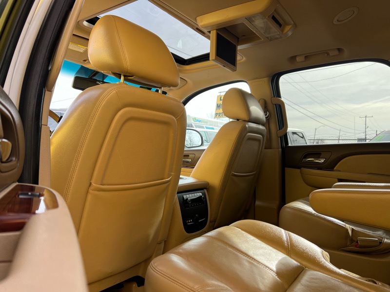 Chevrolet Tahoe LT 2WD 2012