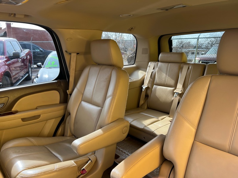 Chevrolet Tahoe LT 2WD 2012