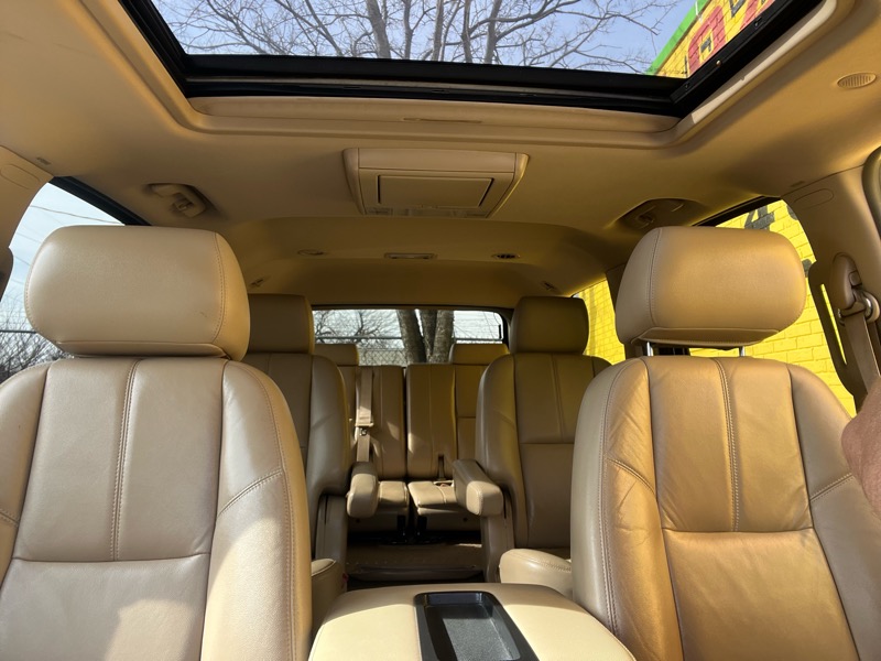 Chevrolet Tahoe LT 2WD 2012