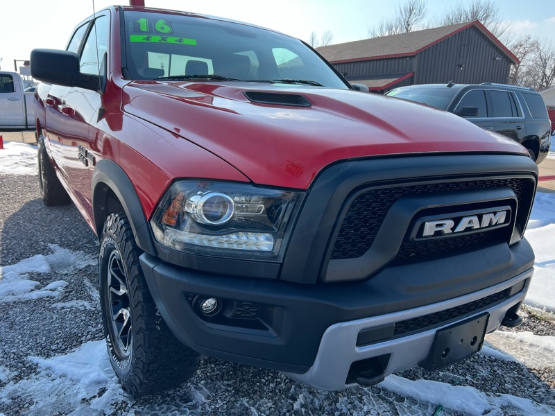 RAM 1500 Rebel 4x4 Crew Cab 5'7" Box 2016