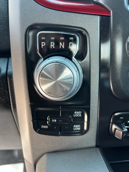 RAM 1500 Rebel 4x4 Crew Cab 5'7" Box 2016