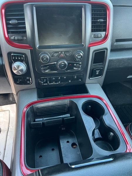 RAM 1500 Rebel 4x4 Crew Cab 5'7" Box 2016