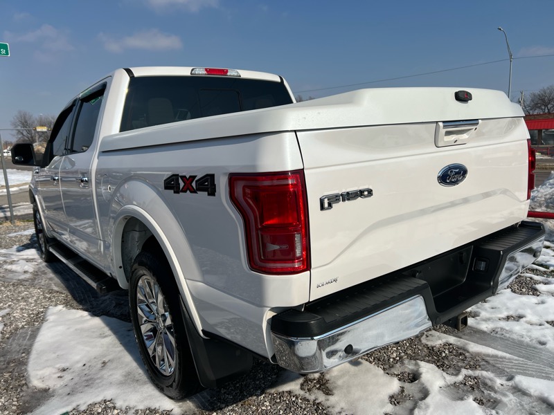 Ford F-150 4WD SuperCab 133" Lariat 2017