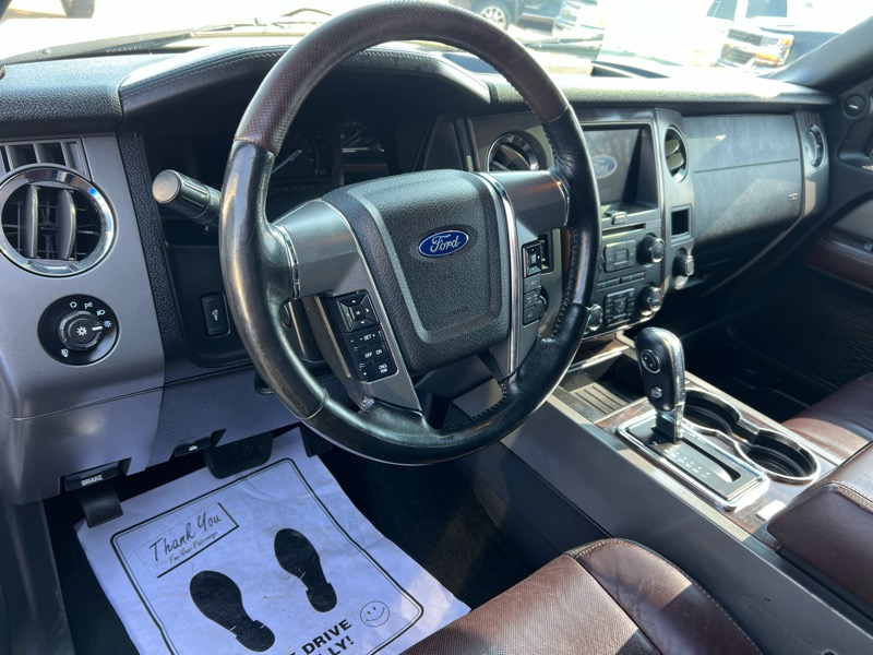 Ford Expedition Platinum 4WD 2017