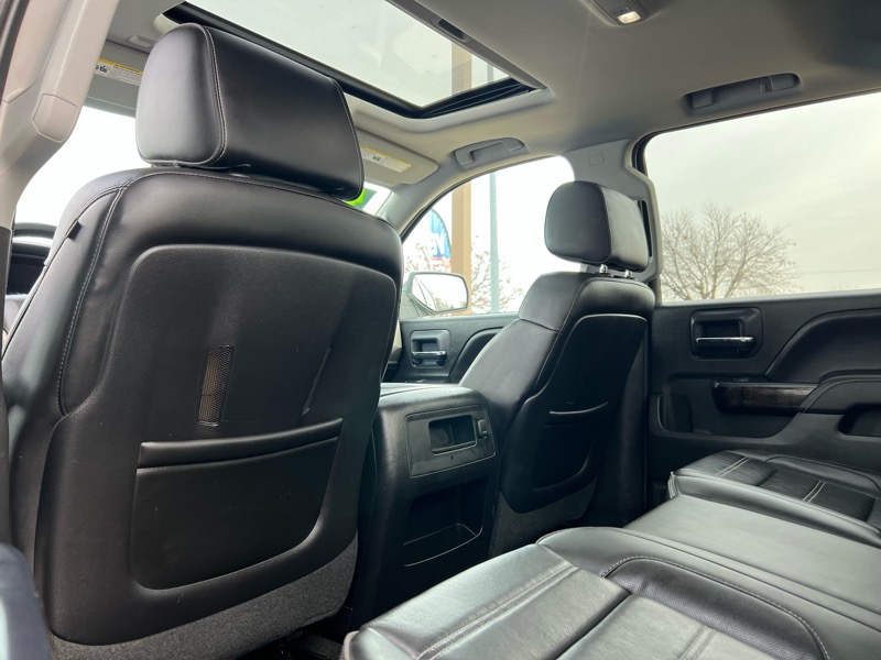 GMC Sierra Denali Crew Cab 143.5" WB 2015