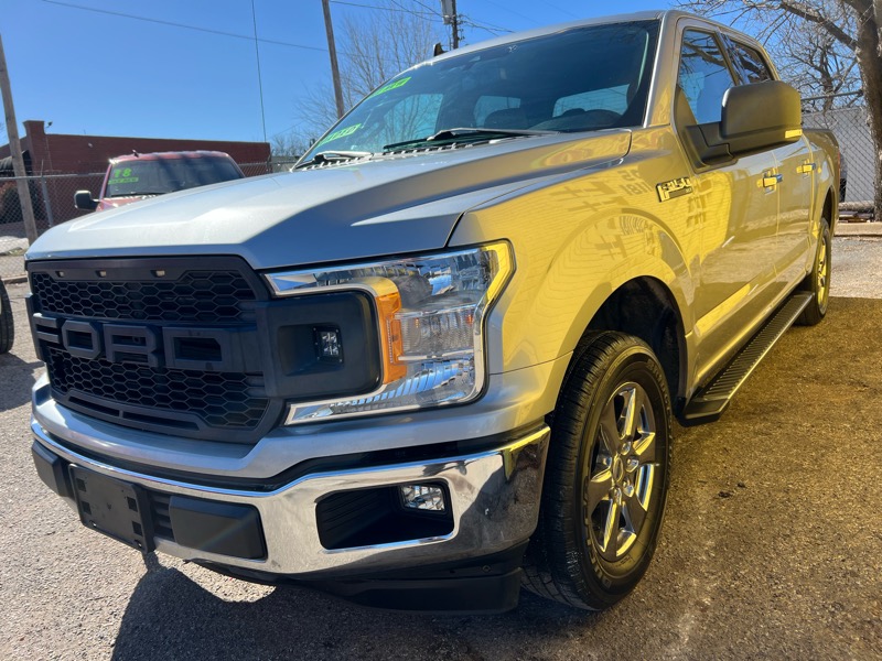 Ford F-150 2WD SuperCrew 139" XLT 2020
