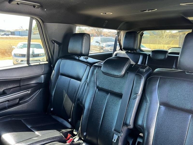 Ford Expedition Max XLT 4D SUV 4WD 2019