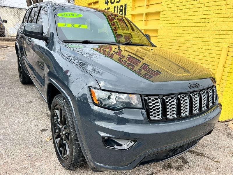 2017 Jeep Grand Cherokee Laredo 4WD