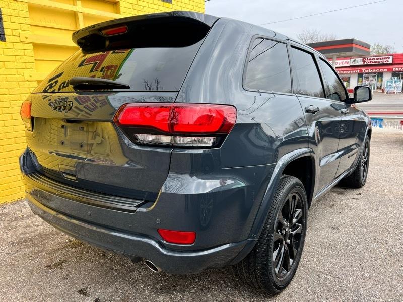 Jeep Grand Cherokee Laredo 4WD 2017