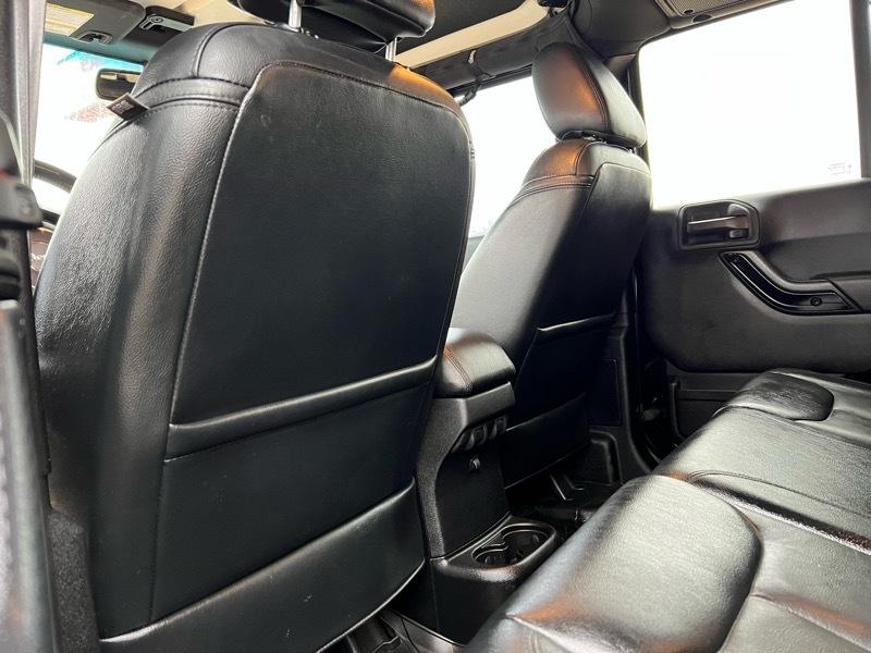 Jeep Wrangler Sahara Unlimited 2015