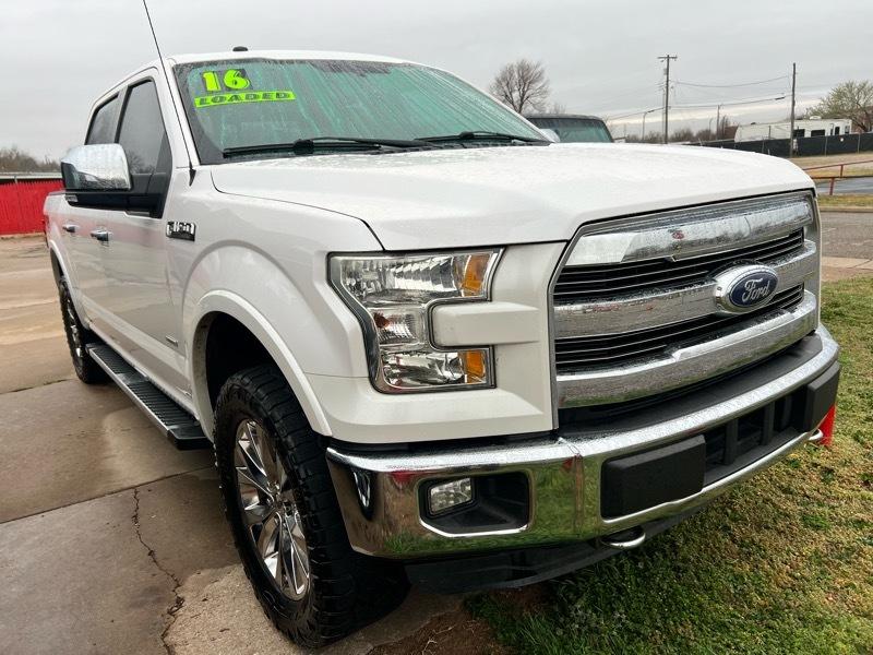 2016 Ford F-150 4WD SuperCab 133" Lariat