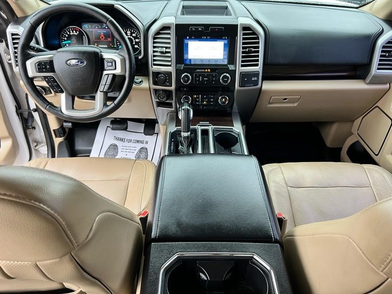 Ford F-150 4WD SuperCab 133" Lariat 2016