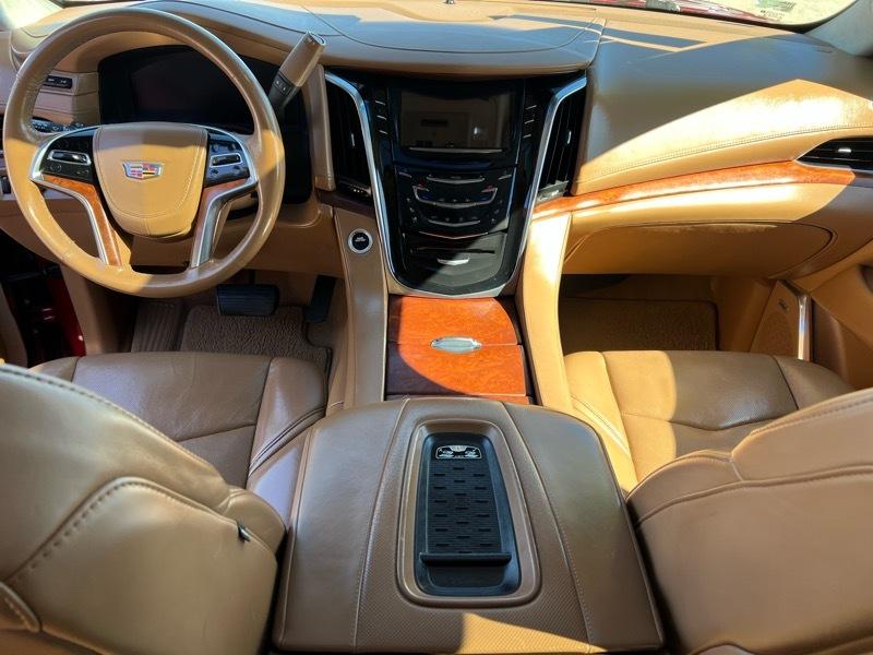 Cadillac Escalade EXT AWD 4dr 2015