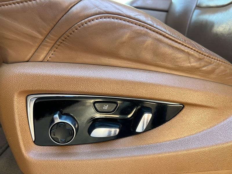 Cadillac Escalade EXT AWD 4dr 2015