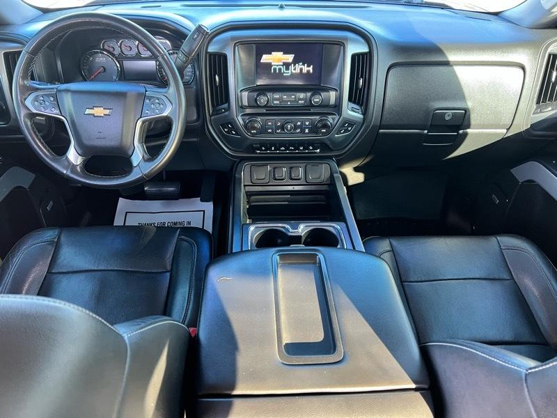 Chevrolet Silverado 1500 Crew Cab 143.5" WB 4WD Z71 2015