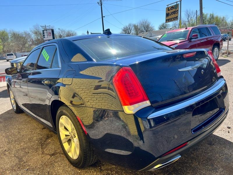 Chrysler 300 Limited RWD 2015