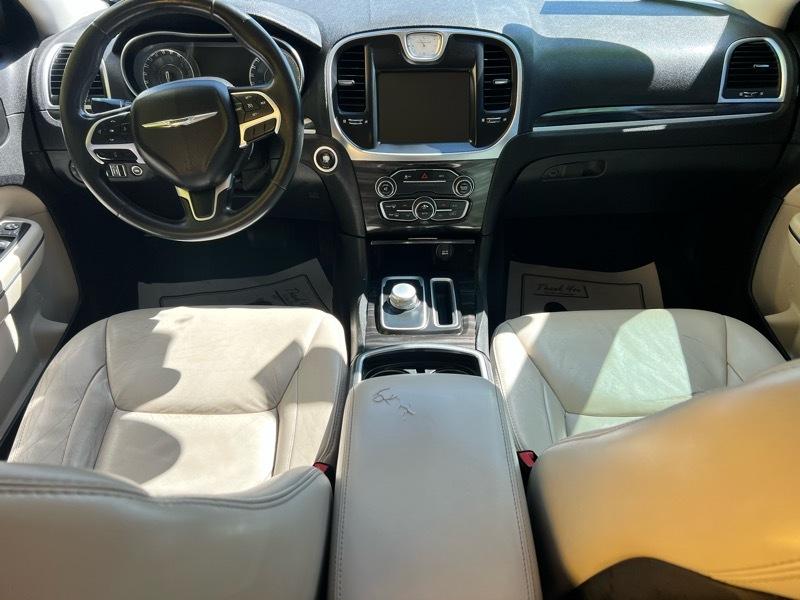 Chrysler 300 Limited RWD 2015