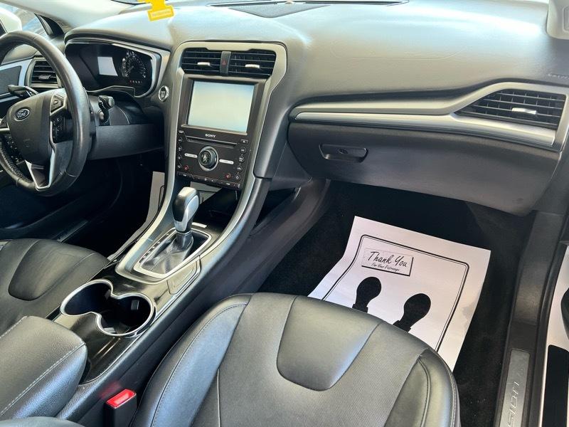 Ford Fusion Titanium 2016