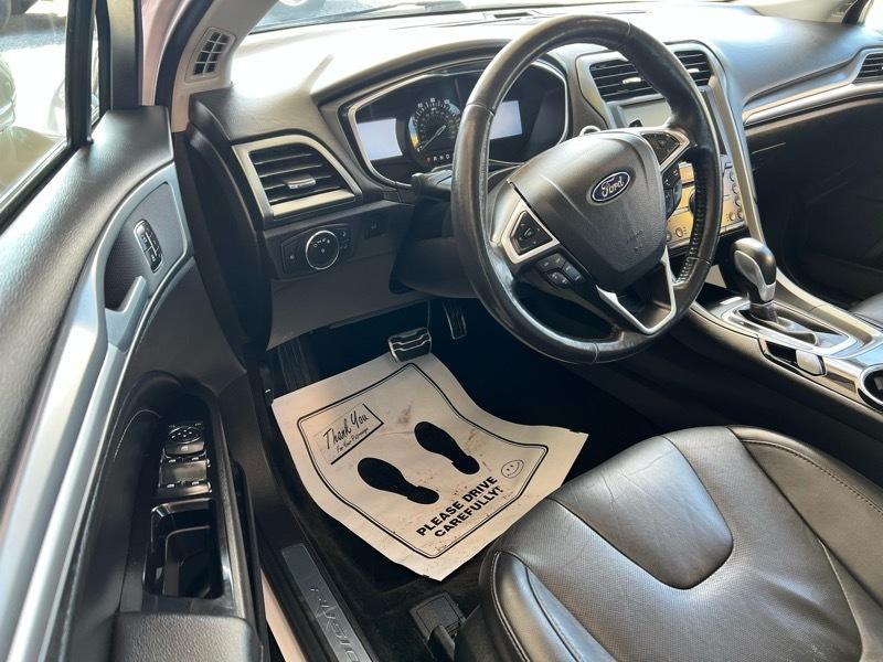 Ford Fusion Titanium 2016