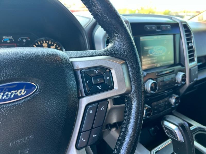 Ford F-150 4WD SuperCrew 145" Platinum 2015