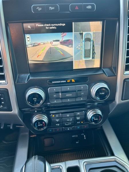 Ford F-150 4WD SuperCrew 145" Platinum 2015