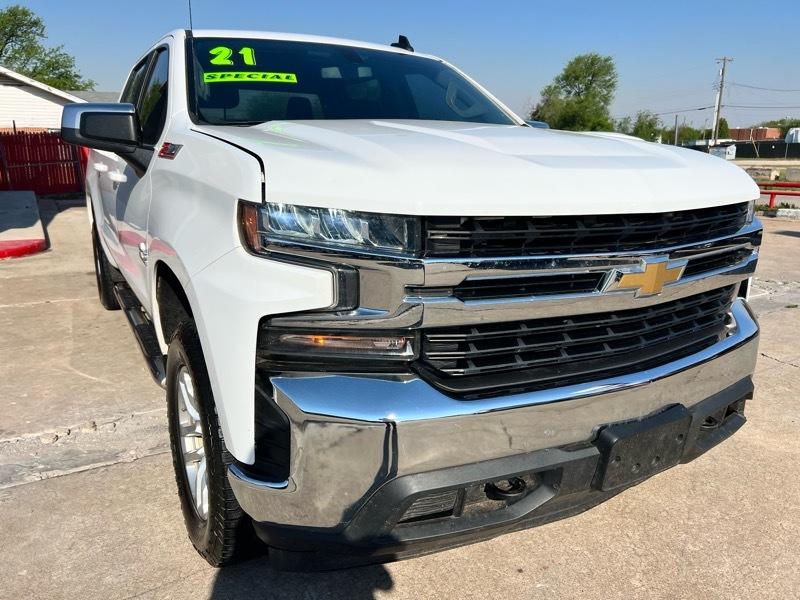 Chevrolet Silverado 1500 Crew Cab Crew Cab 143.5" WB 4WD Z71 2021