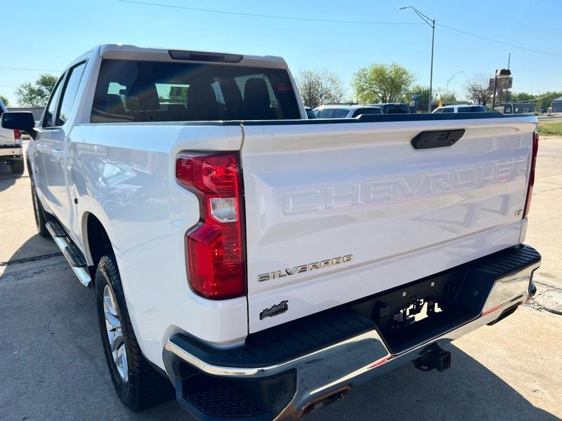 Chevrolet Silverado 1500 Crew Cab Crew Cab 143.5" WB 4WD Z71 2021