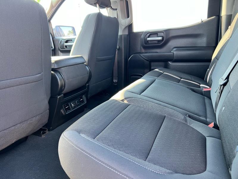 Chevrolet Silverado 1500 Crew Cab Crew Cab 143.5" WB 4WD Z71 2021