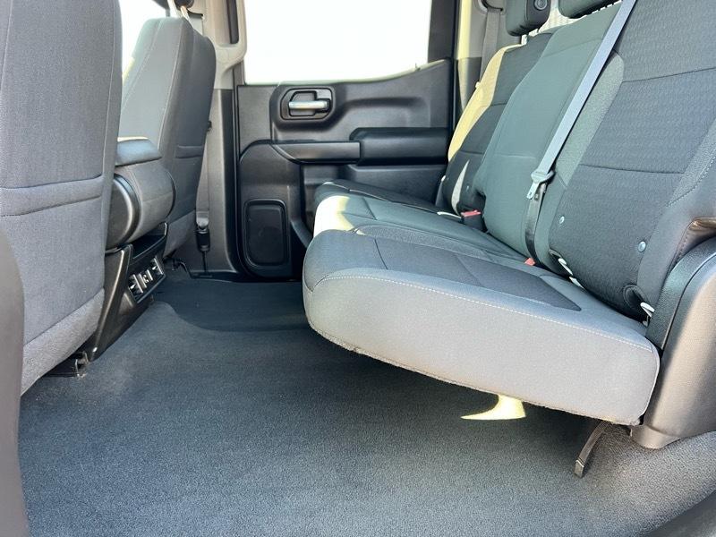 Chevrolet Silverado 1500 Crew Cab Crew Cab 143.5" WB 4WD Z71 2021